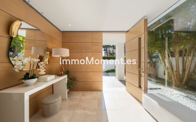 Reventa - Villa - Marbella - Marbella Centro