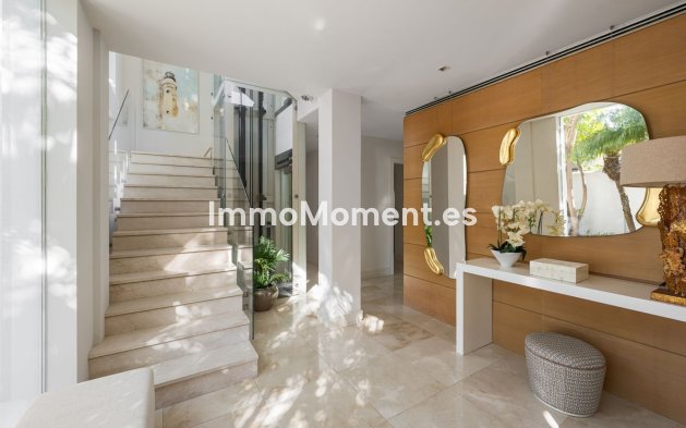 Reventa - Villa - Marbella - Marbella Centro