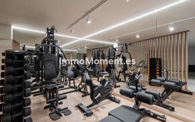 Reventa - Villa - Marbella - Marbella Centro