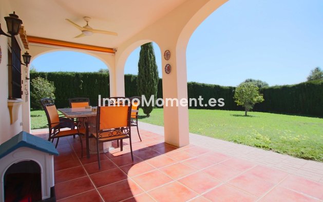 Wiederverkauf - Villa - Estepona  - Estepona Centro