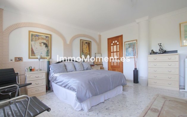 Wiederverkauf - Villa - Estepona  - Estepona Centro