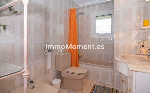 Wiederverkauf - Villa - Estepona  - Estepona Centro