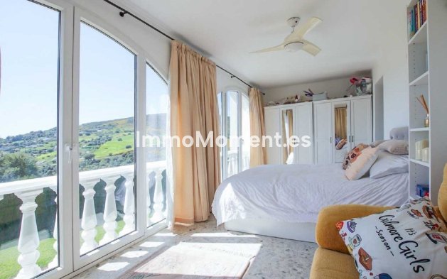 Wiederverkauf - Villa - Estepona  - Estepona Centro