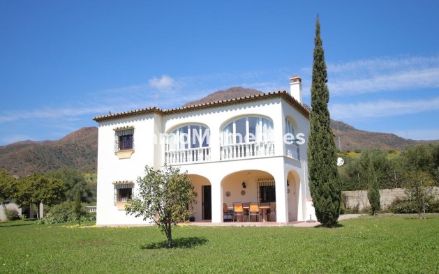 Wiederverkauf - Villa - Estepona  - Estepona Centro