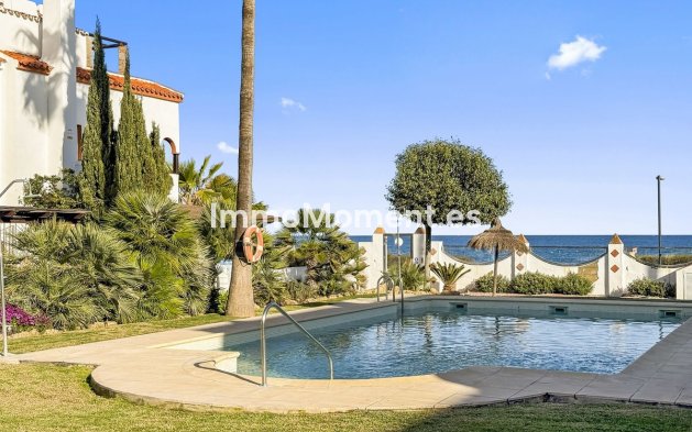 Resale - Townhouse - Casares - Casares Centro