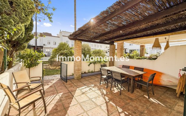 Resale - Townhouse - Casares - Casares Centro