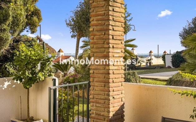Resale - Townhouse - Casares - Casares Centro