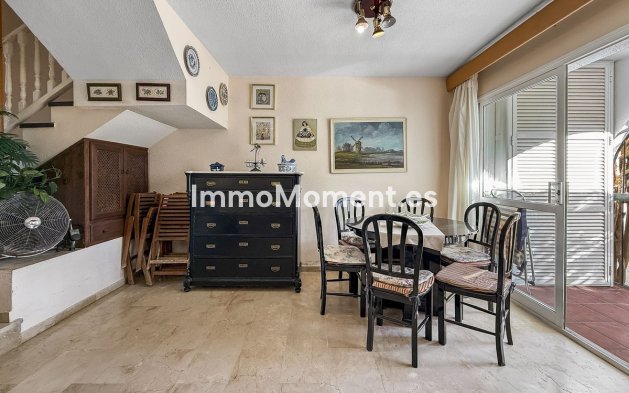 Resale - Townhouse - Casares - Casares Centro