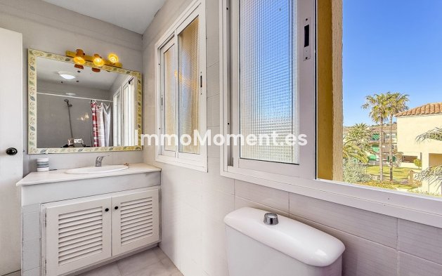 Resale - Townhouse - Casares - Casares Centro