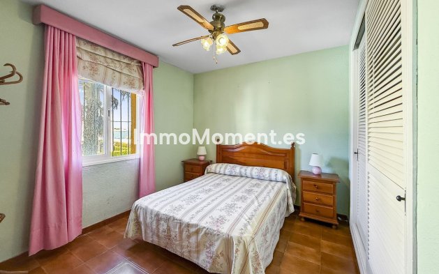 Resale - Townhouse - Casares - Casares Centro