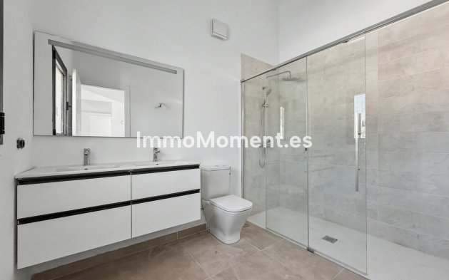 Reventa - Villa - Estepona  - Estepona Centro