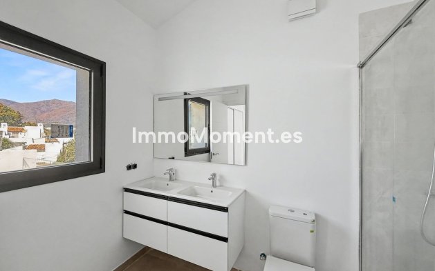 Reventa - Villa - Estepona  - Estepona Centro