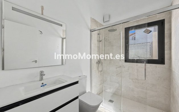 Reventa - Villa - Estepona  - Estepona Centro