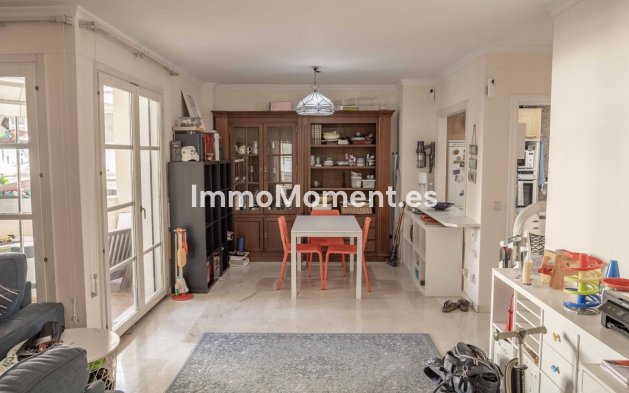 Reventa - Apartamento - Estepona  - Estepona Centro