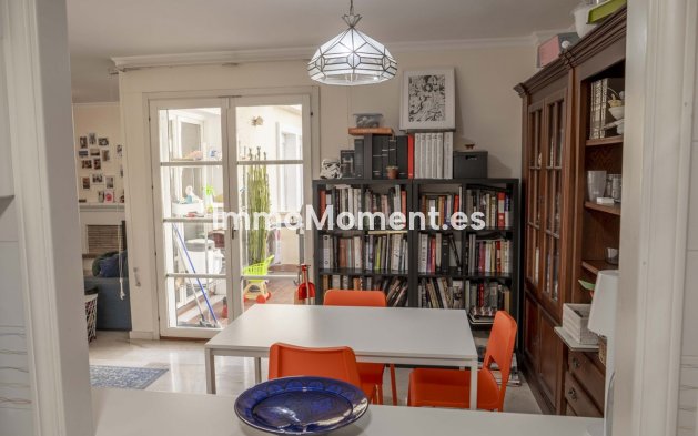 Reventa - Apartamento - Estepona  - Estepona Centro