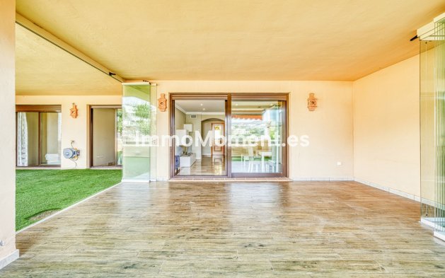 Reventa - Apartamento - Benahavís - Benahavís Centro