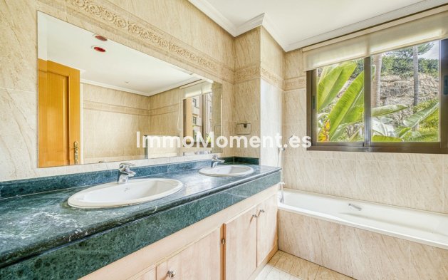 Reventa - Apartamento - Benahavís - Benahavís Centro