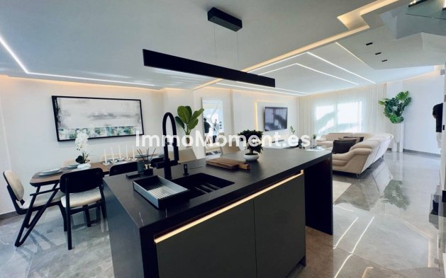 Revente - Maison mitoyenne - Marbella - Marbella Centro