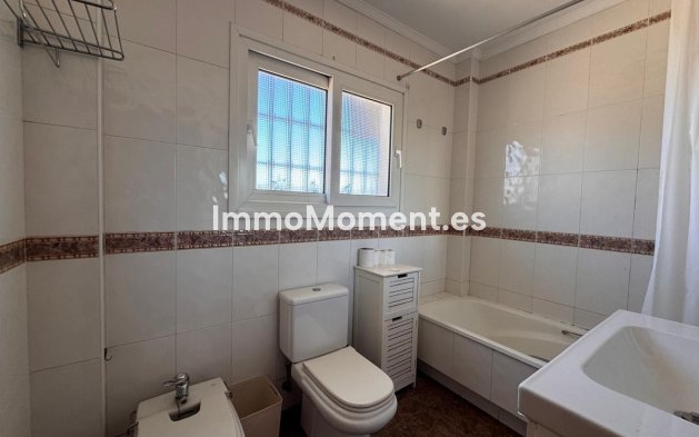 Resale - Villa - Estepona - Estepona Centro
