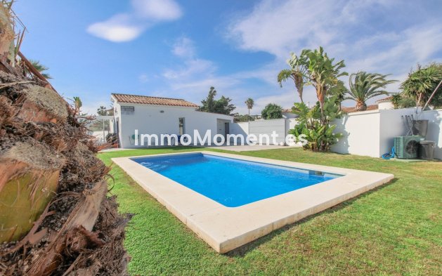 Wiederverkauf - Villa - Estepona  - New Golden Mile