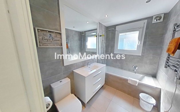 Wiederverkauf - Villa - Estepona  - New Golden Mile