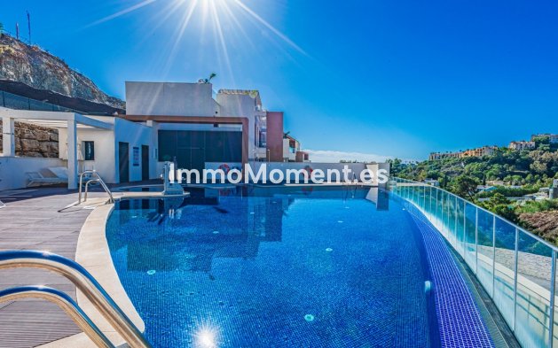 Resale - Apartment - Benahavís - Benahavís Centro