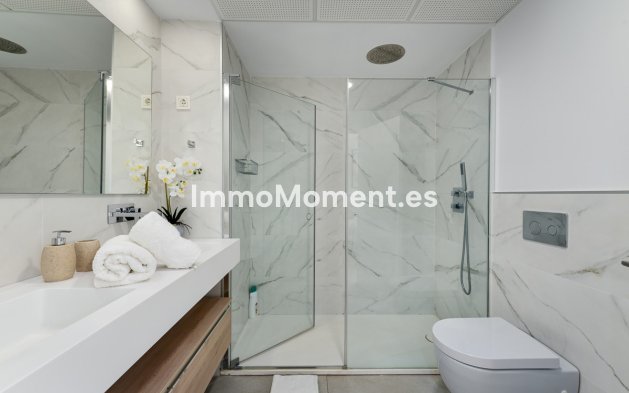 Resale - Apartment - Benahavís - Benahavís Centro