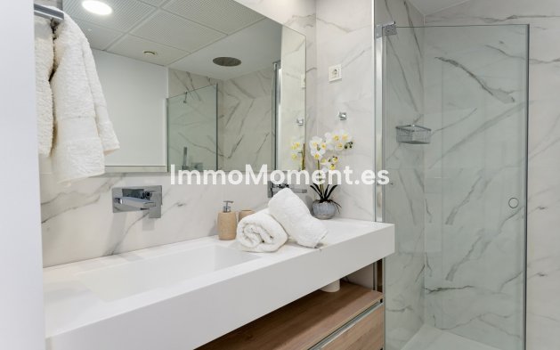 Resale - Apartment - Benahavís - Benahavís Centro