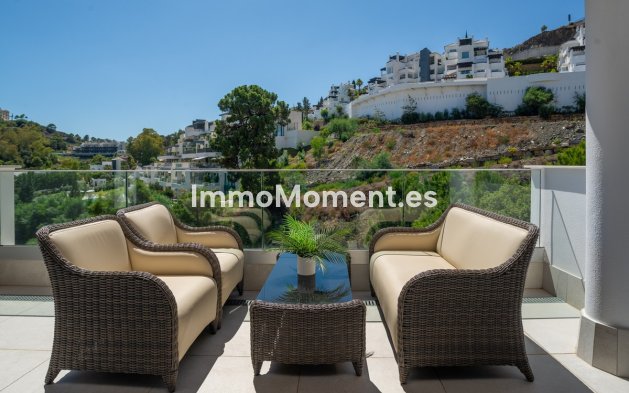Resale - Apartment - Benahavís - Benahavís Centro