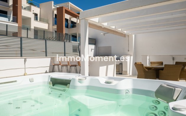 Resale - Apartment - Benahavís - Benahavís Centro