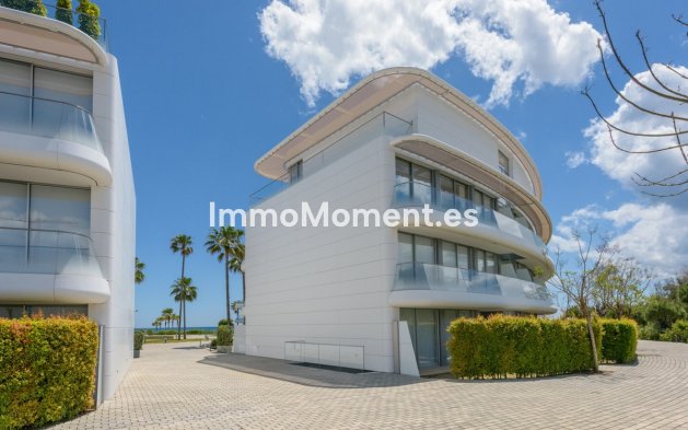 Revente - Appartement - Estepona  - Estepona Centro