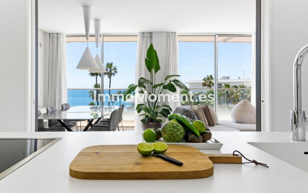 Revente - Appartement - Estepona  - Estepona Centro