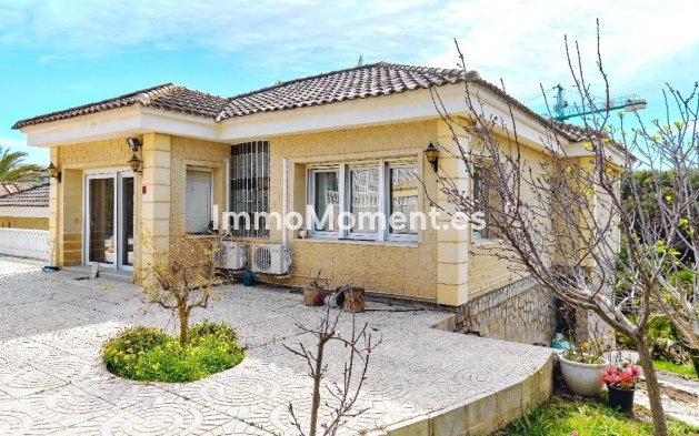Reventa - Villa - Orihuela - Dehesa de Campoamor