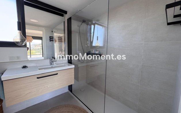 Resale - Apartment - Mijas - La Cala de Mijas