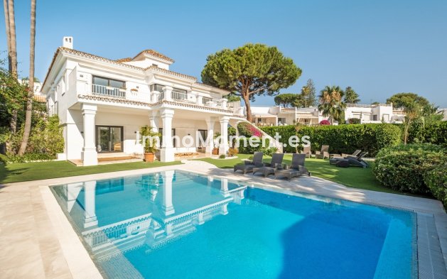 Wiederverkauf - Villa - Marbella - Aloha