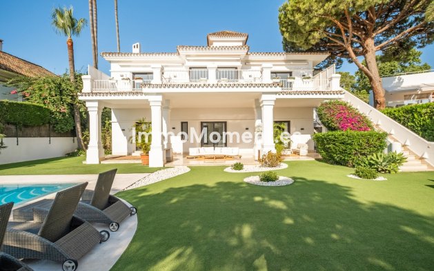 Wiederverkauf - Villa - Marbella - Aloha