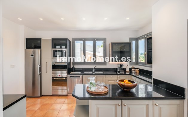 Wiederverkauf - Villa - Marbella - Aloha