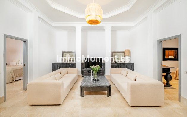 Wiederverkauf - Villa - Marbella - Aloha