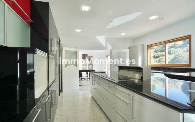 Bestaande woning - Villa - Benahavís - Benahavís Centro