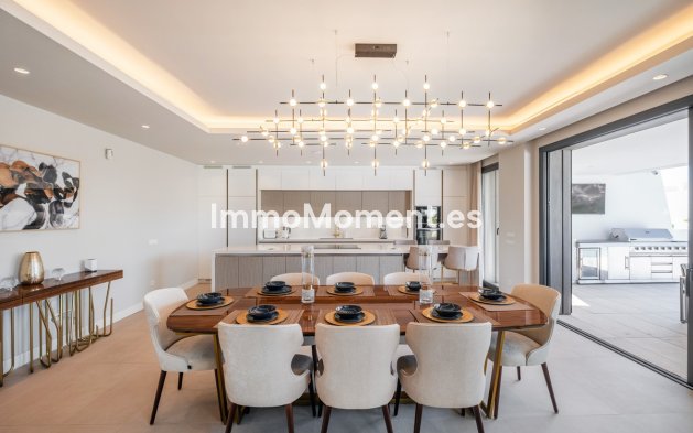 Resale - Villa - El Paraiso - New Golden Mile