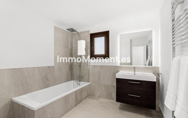 Wiederverkauf - Villa - Estepona  - Estepona Centro