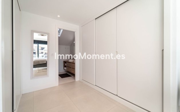 Resale - Apartment - Fuengirola - Fuengirola Centro
