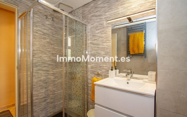 Resale - Apartment - Marbella - La Mairena