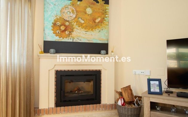 Resale - Apartment - Marbella - La Mairena