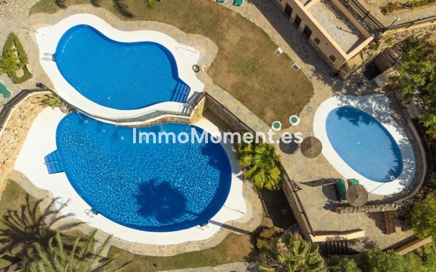 Resale - Apartment - Marbella - La Mairena