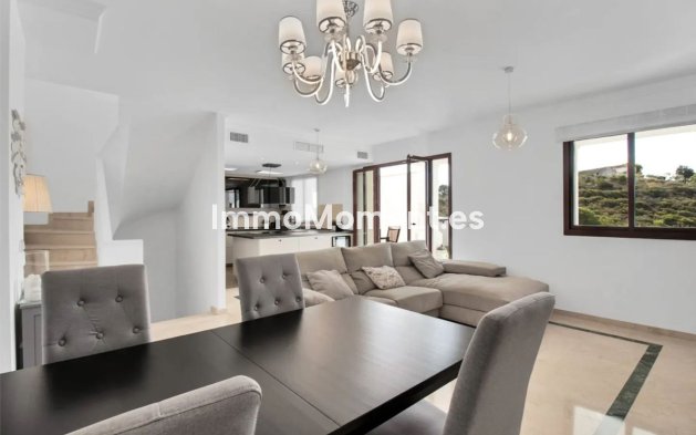 Wiederverkauf - Reihenhaus - Casares - Doña Julia