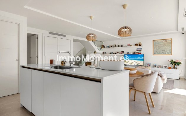 Revente - Appartement - Marbella - Nueva Andalucía