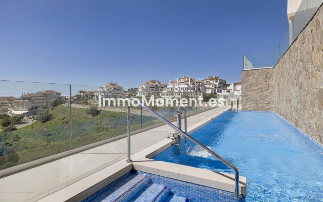 Revente - Appartement - Marbella - Nueva Andalucía