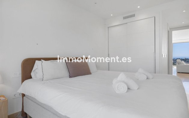 Revente - Appartement - Marbella - Nueva Andalucía