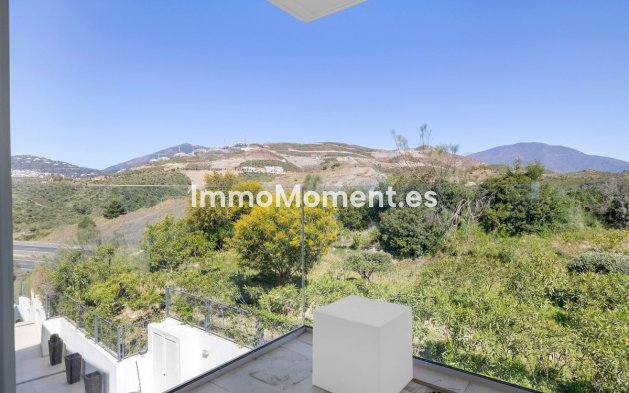Revente - Appartement - Marbella - Nueva Andalucía